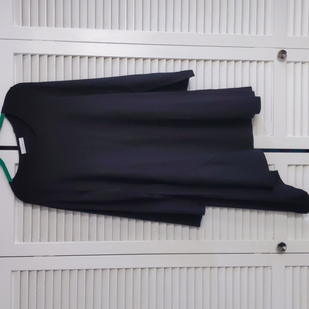 Black bryn walker asymmetrical hem scoop neck long sleeve midi dress lar…